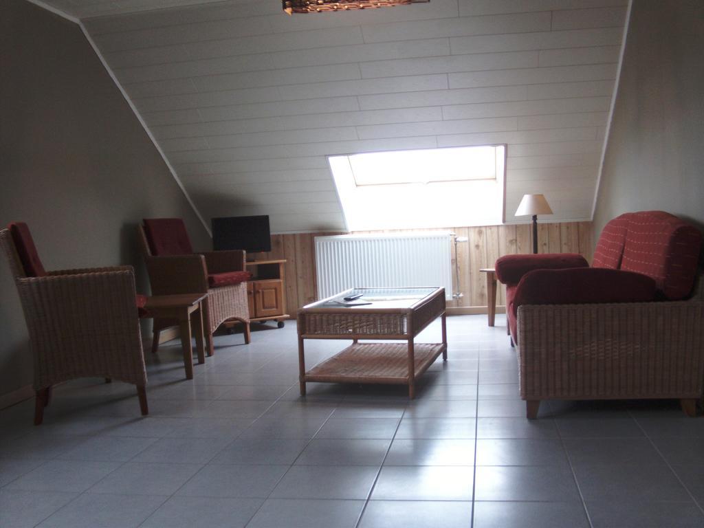Gite Les Framboisiers Neufchâteau Habitación foto