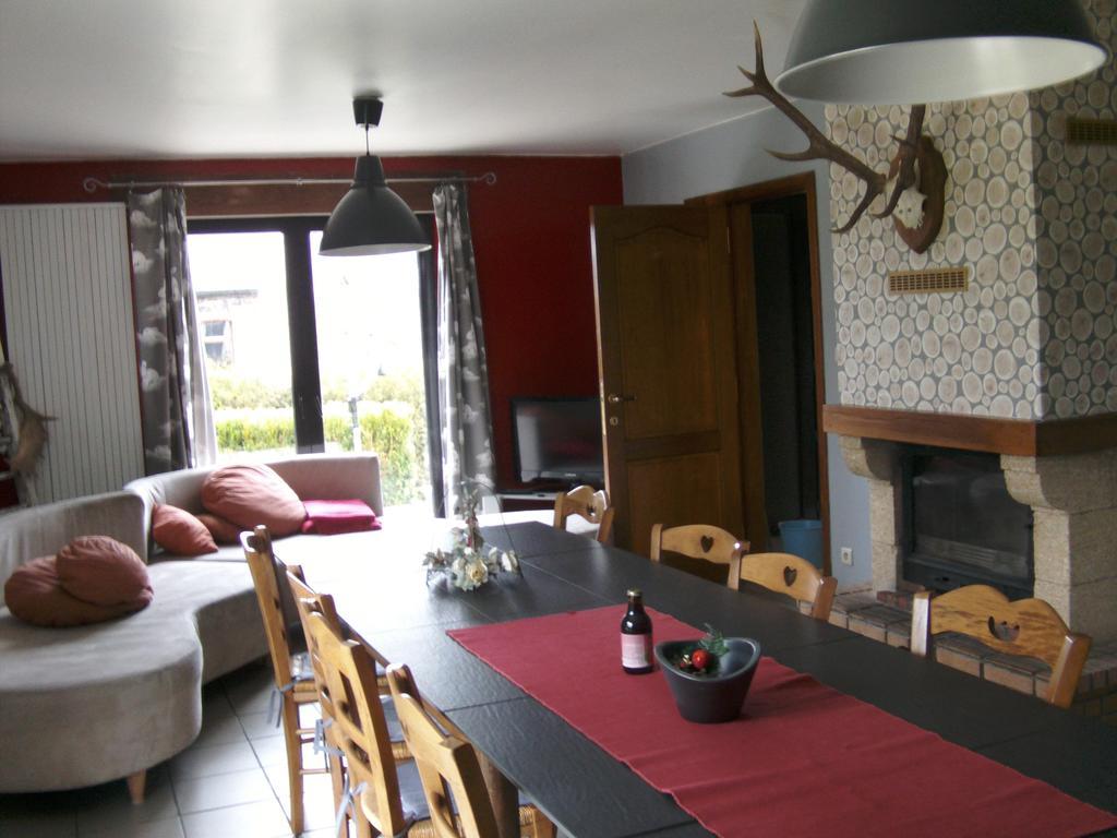 Gite Les Framboisiers Neufchâteau Habitación foto