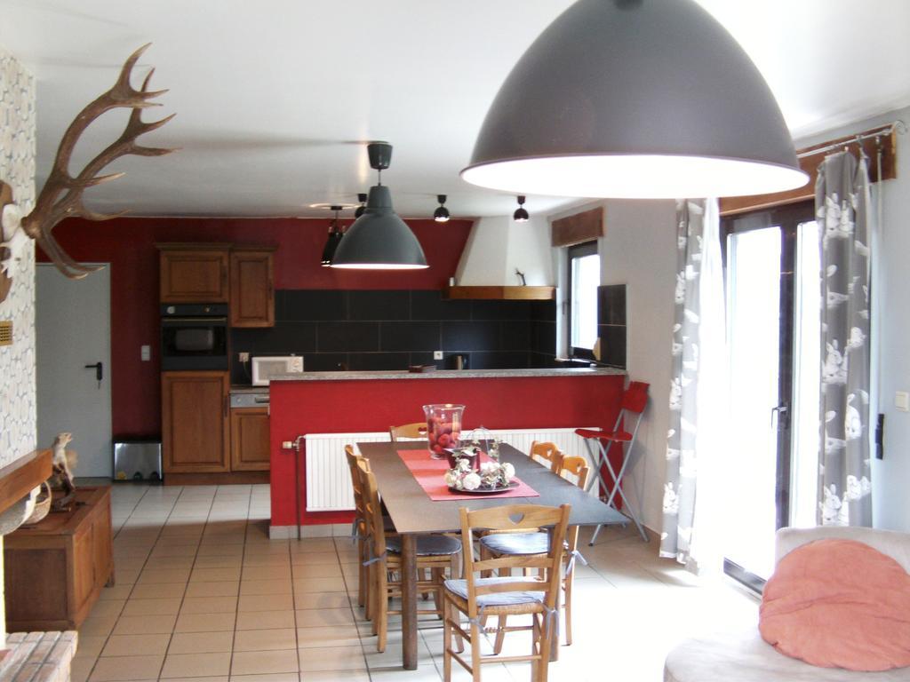 Gite Les Framboisiers Neufchâteau Habitación foto